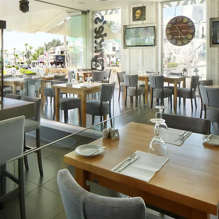 Apartmanhotel Melpo Antia & Ajía Nápa