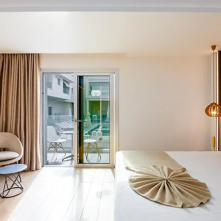 Melpo Antia & Apartmanhotel 4*