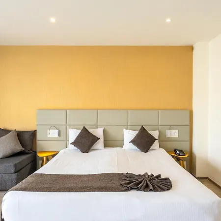 Melpo Antia & Apartmanhotel 4*